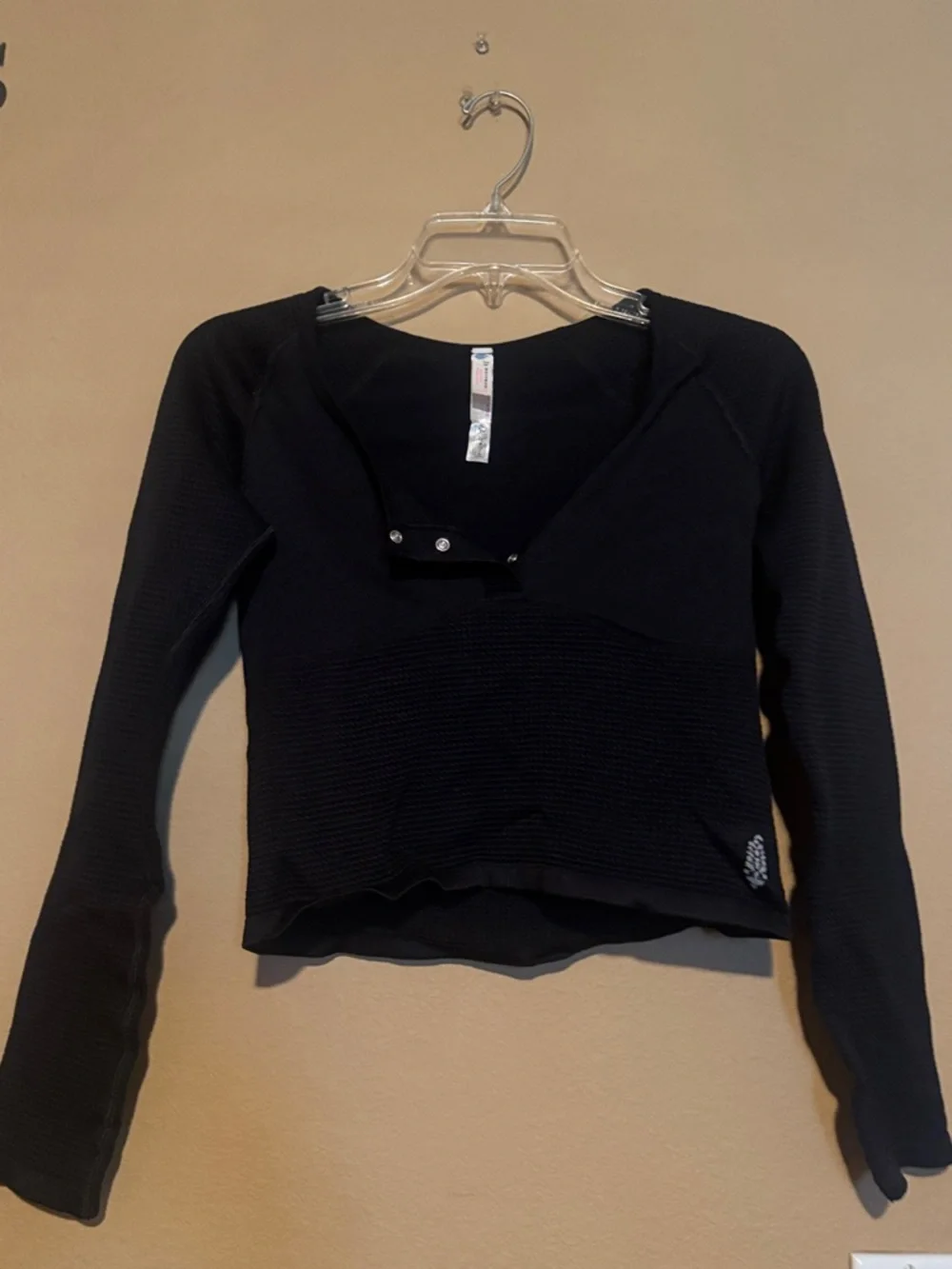 Free People Black Ribbed Snap-Henley Crop Top - Picture 2 of 5